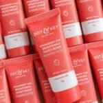 DOT & KEY Strawberry MOISTURIZER 15G