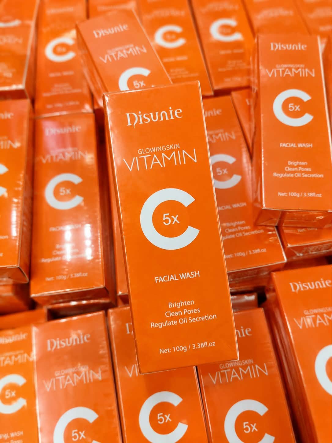 739155590_1548643293602467_2695811185958249747_n DISUNIE VITAMIN C FACE WASH 100G - Image 1