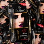 LA FEMME PEN EYELINER